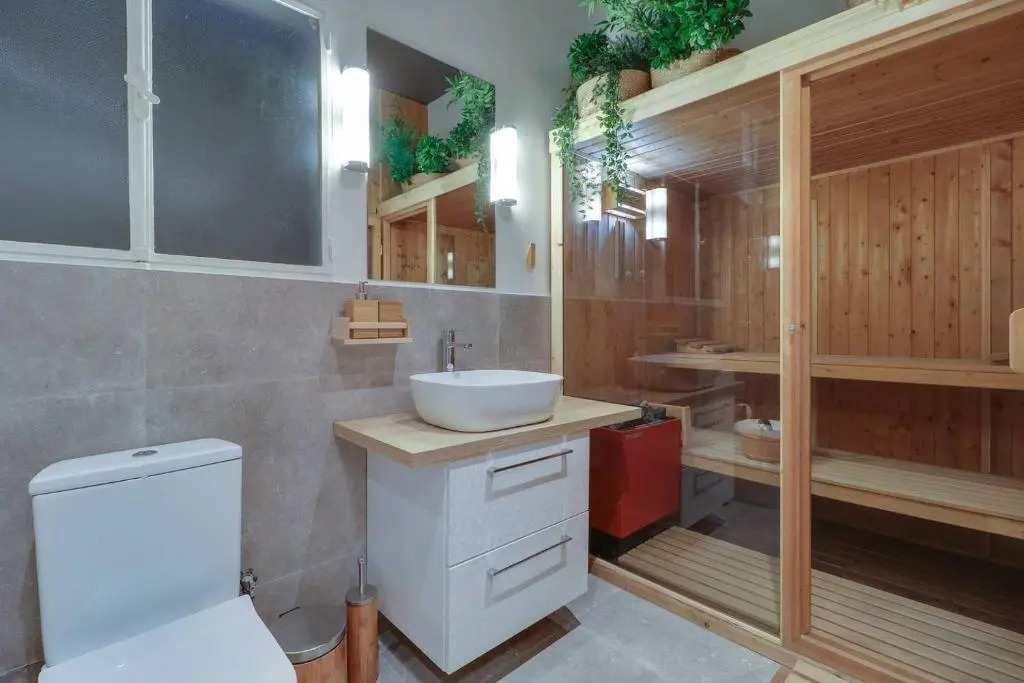 Victoria 5star / 5BR BigApt / Sauna / 2min to metro