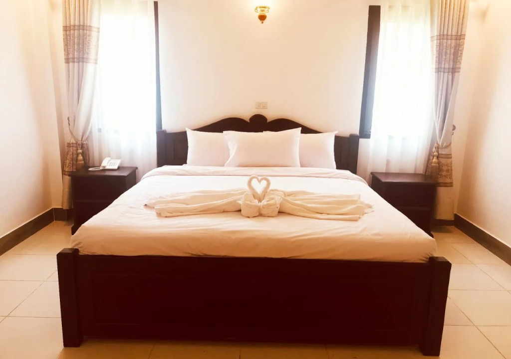 Khung City Hotel
