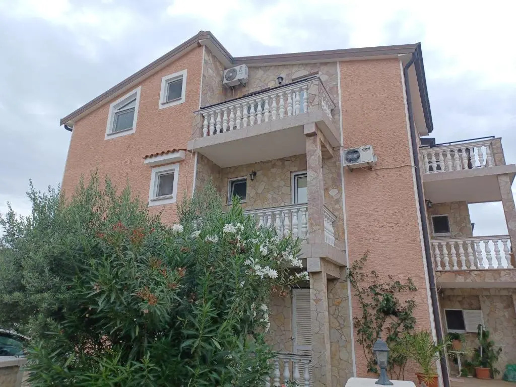 Apartments Vesna