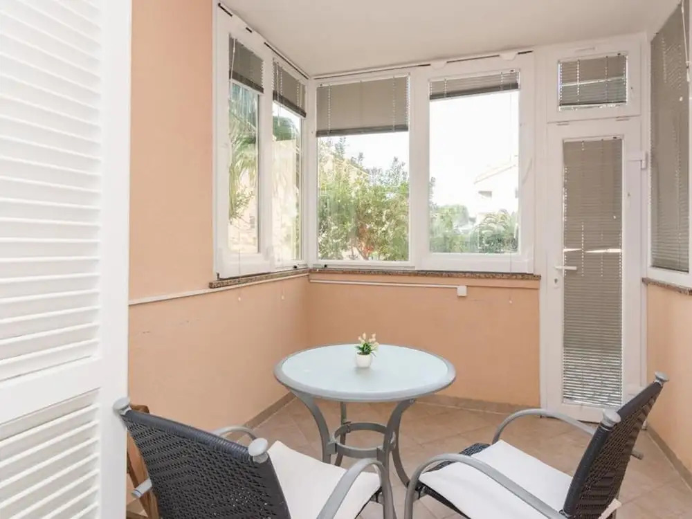 Lovely Holiday Home in Novalja With Garden