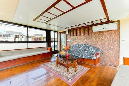 Oyo 28400 Relax In Kerala Pamba 3Bhk Sharing House