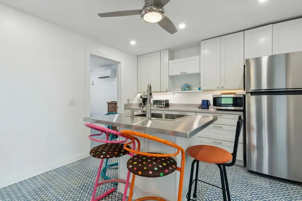 Blueberry Dunes Beach Cottage - Pet Friendly - Pool