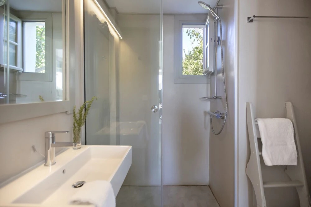 Villa Aphrodite · Elegant villa, sea views, designer renovation