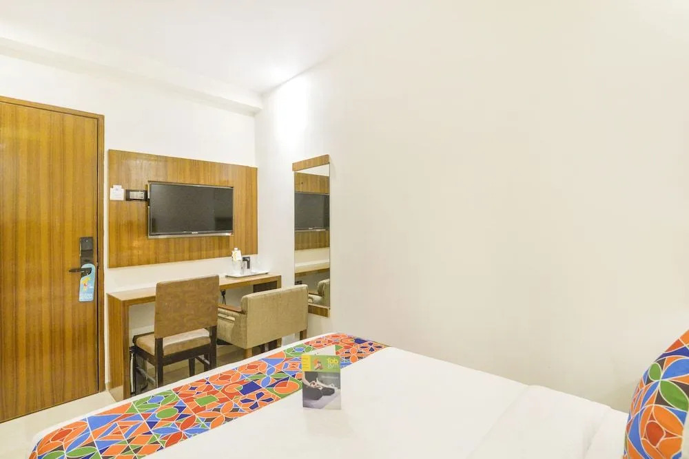 FabHotel Urban Court