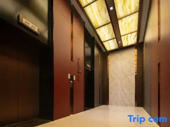 The GiorgioMorandi Hotels (Linyi Taisheng Square Wang Xizhi Former Residence)