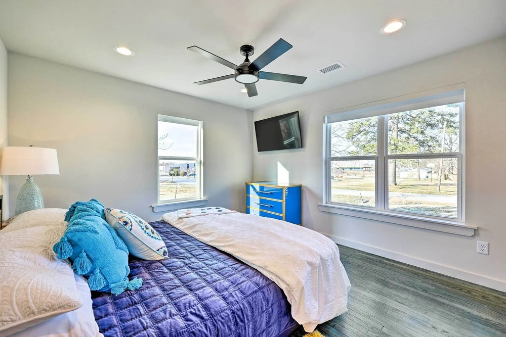 Modern Bentonville Home: Mountain Bikers Paradise