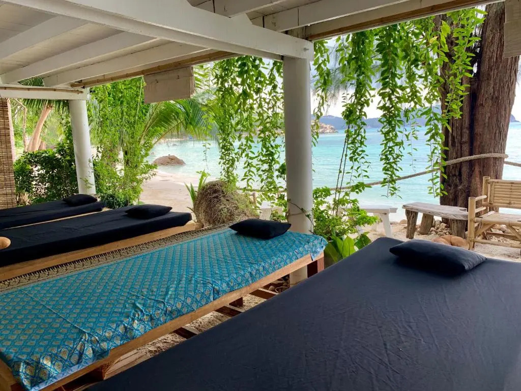 Coconut Beach Bungalows
