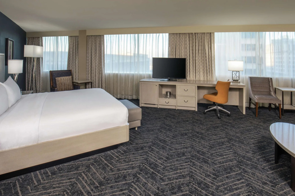 DoubleTree by Hilton Hotel Nashville Downtown