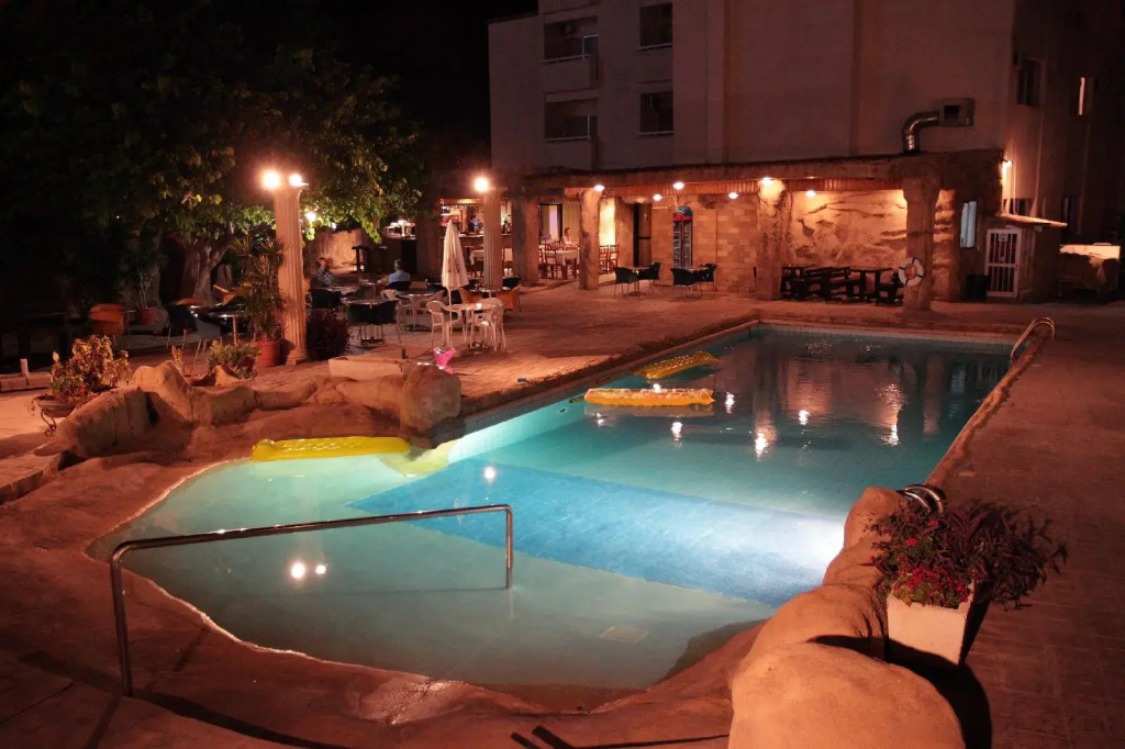 Kings Hotel