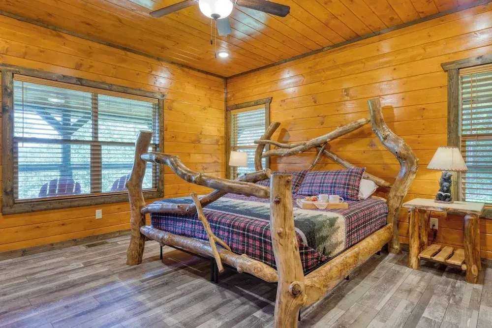 Indoor Pool, Theater, Hot Tub & Mountain Views Near Dollywood Crimson Crest by Avantstay