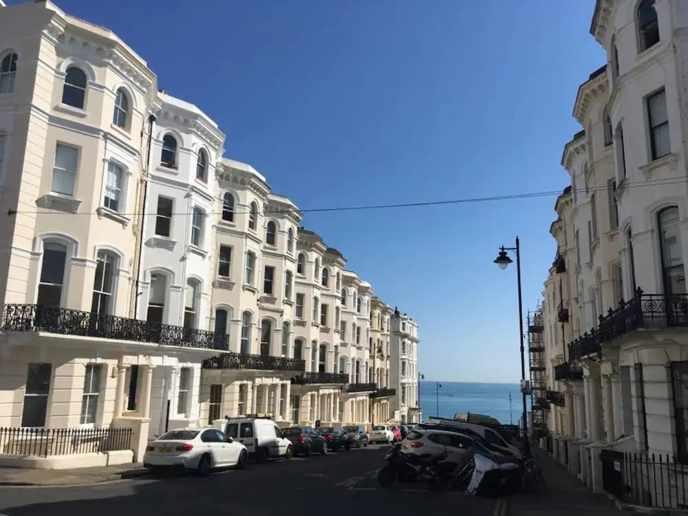 1 Bedroom Regency Flat Near Brighton Beach