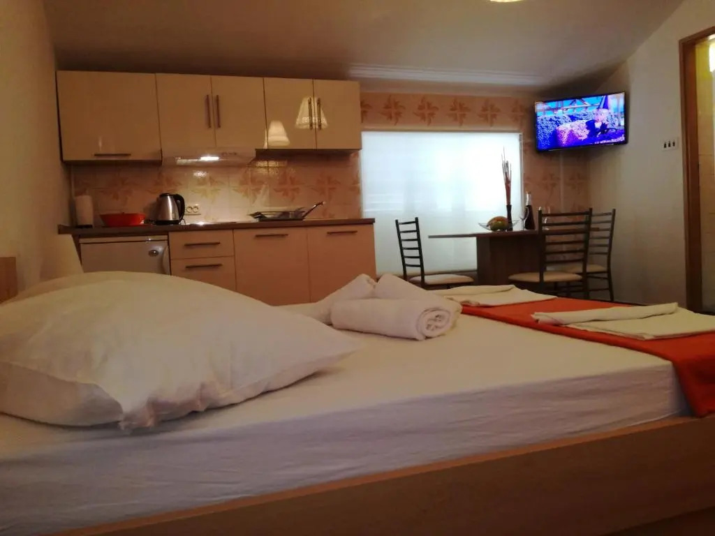 Apartments Mirjana