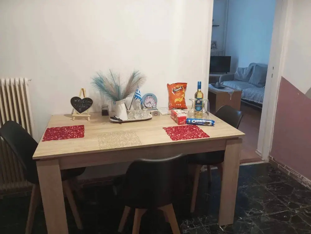 Apartment - Sleeps 4 & Free Parking