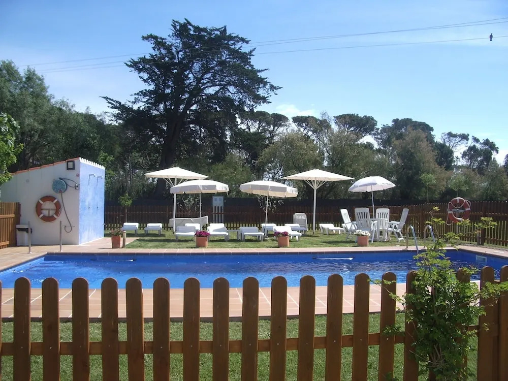 Studios Coll, Terrace & Pool