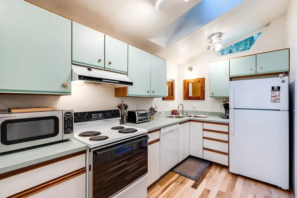 Mt Baker Lodging Cabin 60 - Sleeps 4