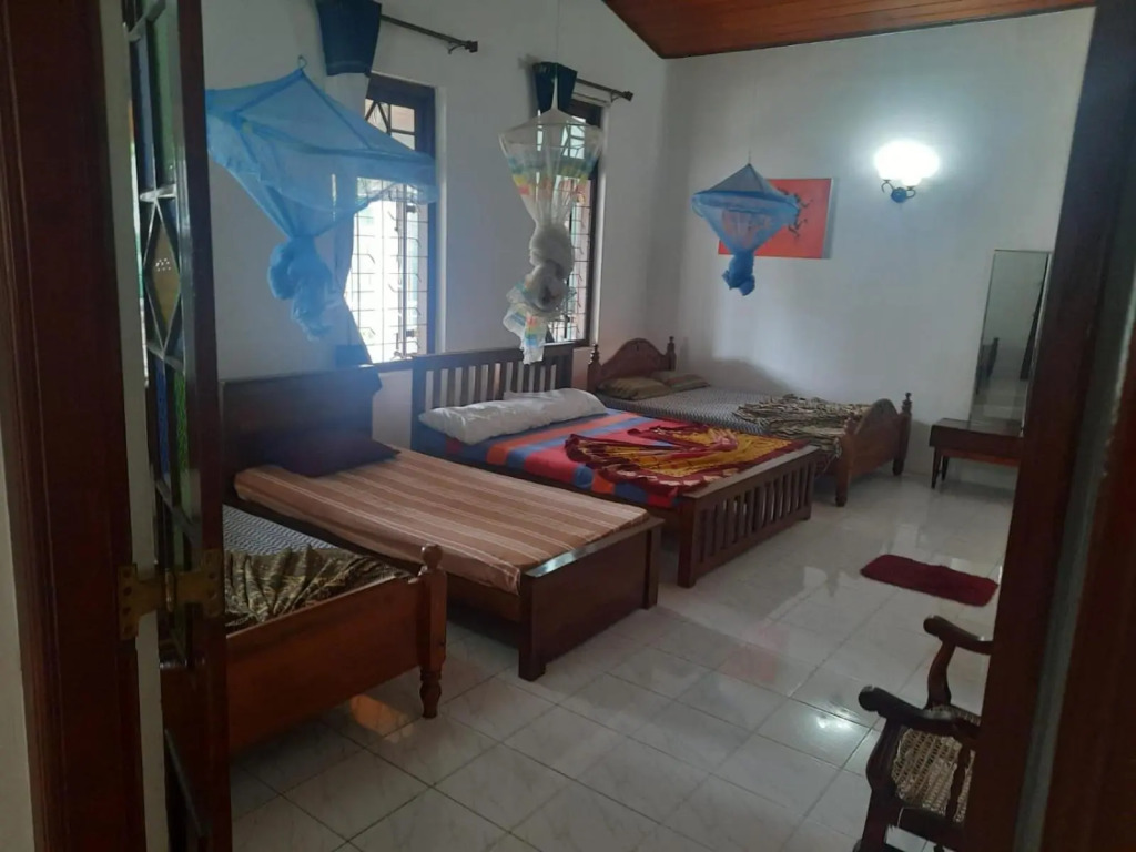 Antique Tourists Lodge