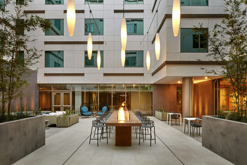 Hilton Garden Inn San Diego Downtown/Bayside, CA