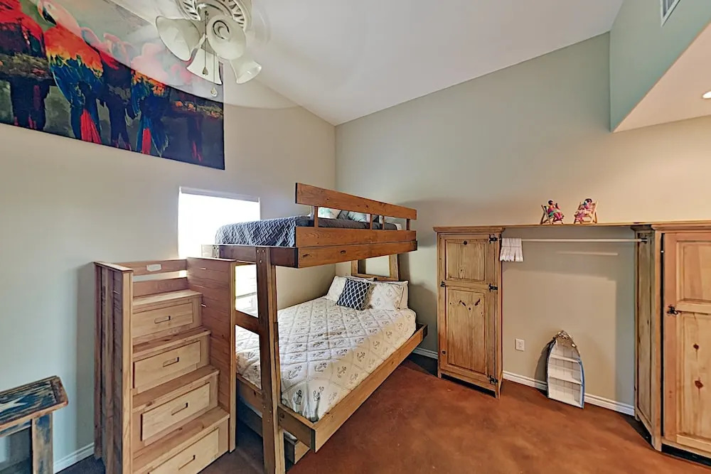 2003sdou 2 Bedroom Home