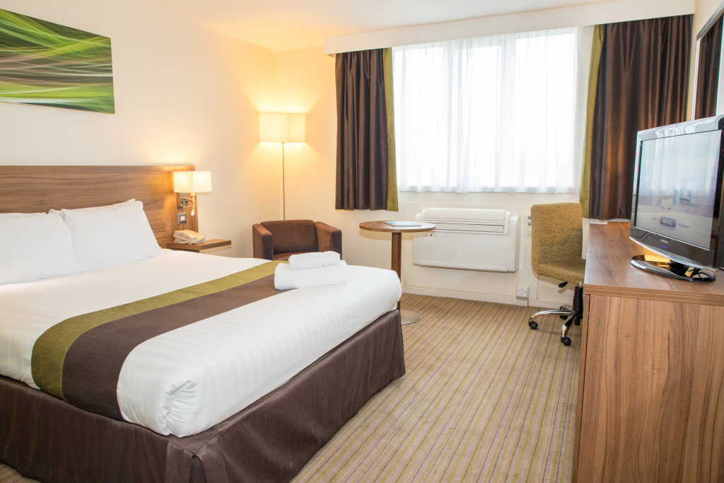 Holiday Inn Slough Windsor by IHG