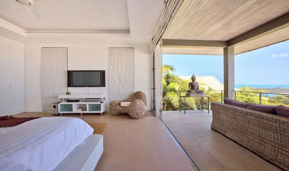Villa Kohia, stunning sea views, breakfast, serviced daily, private dining service on request, North Chaweng