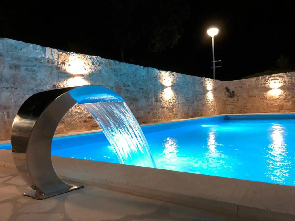 House Sidro, Stari Grad