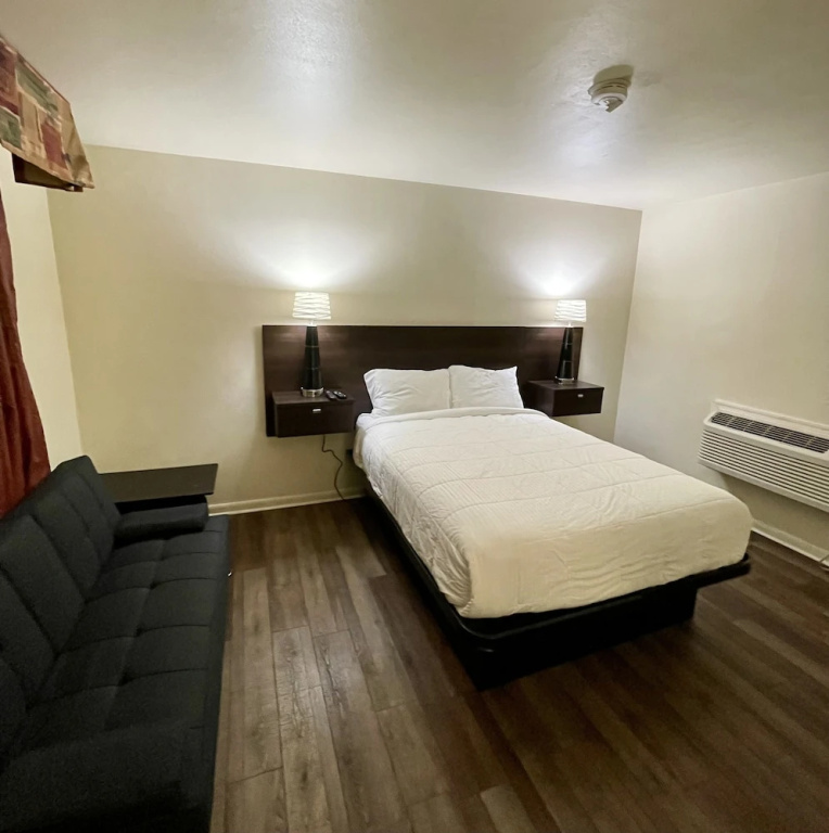 Relax Inn Smyrna Dover Coastal Gateway