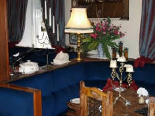 Victoria Hotel