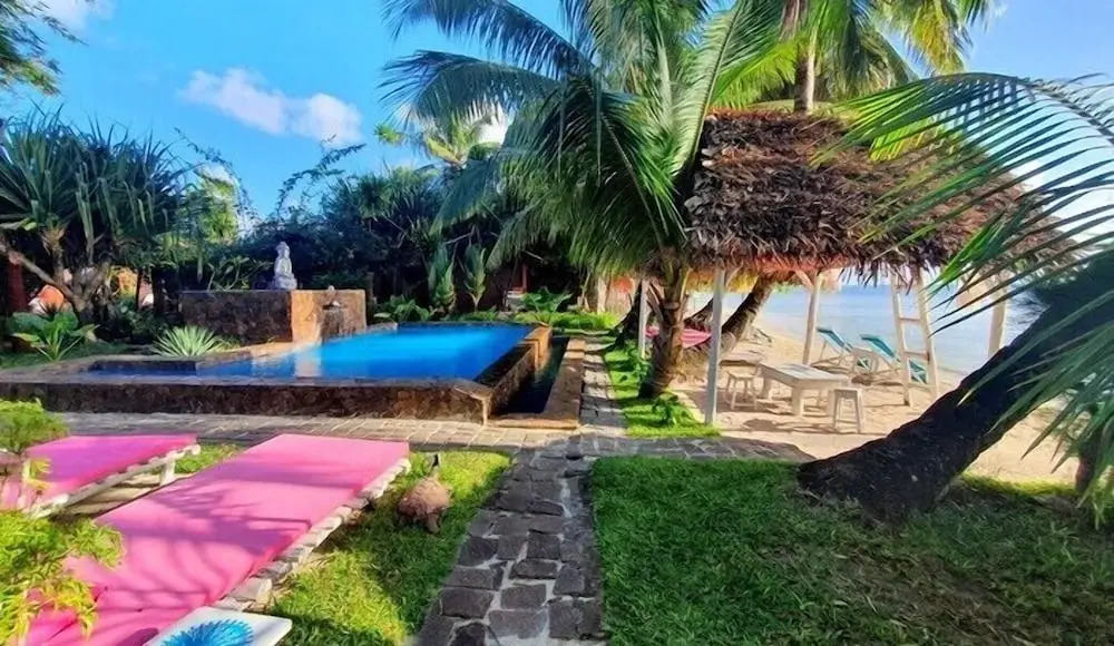 Hotel ECOLODGE LE RAVORAHA