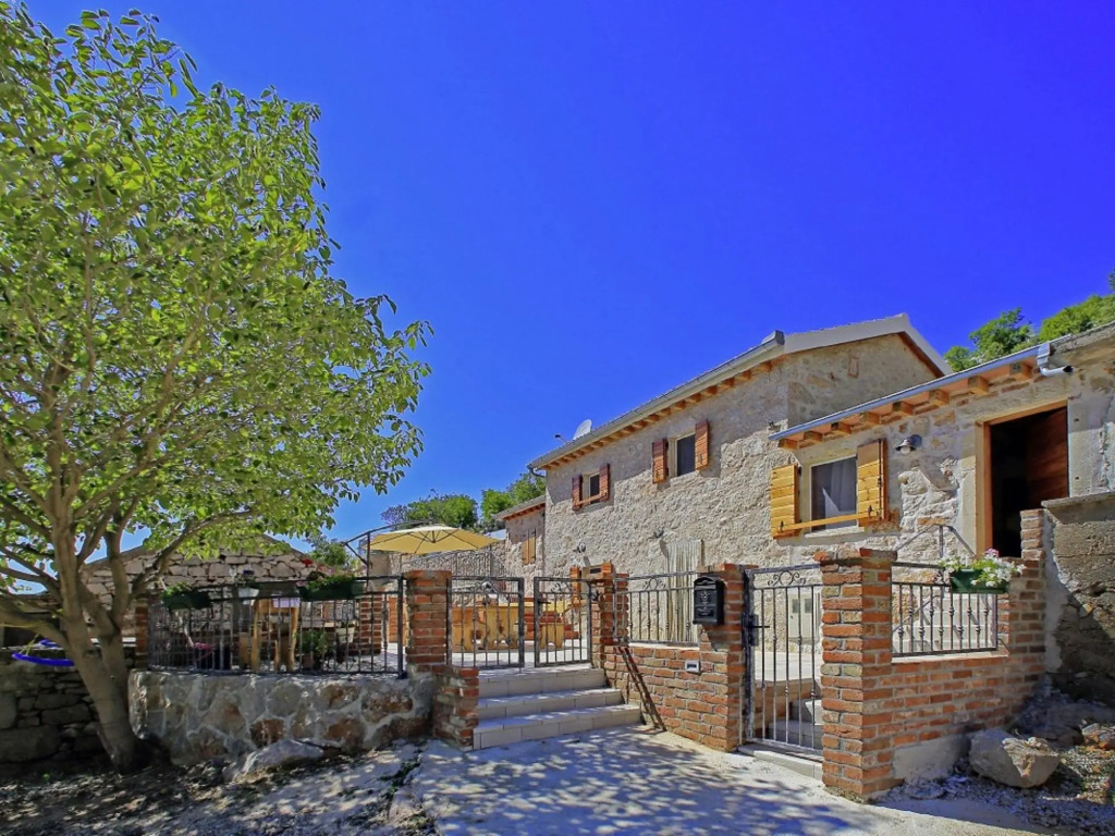Lovely Holiday Home in Starigrad with Private Swimming Pool