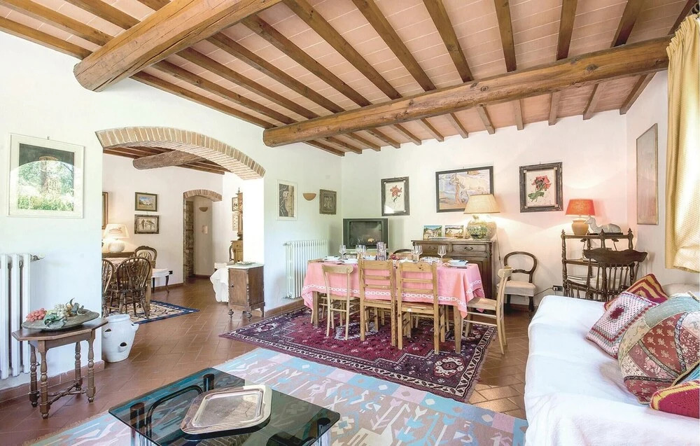 Stunning Home In Molino Del Piano Fi