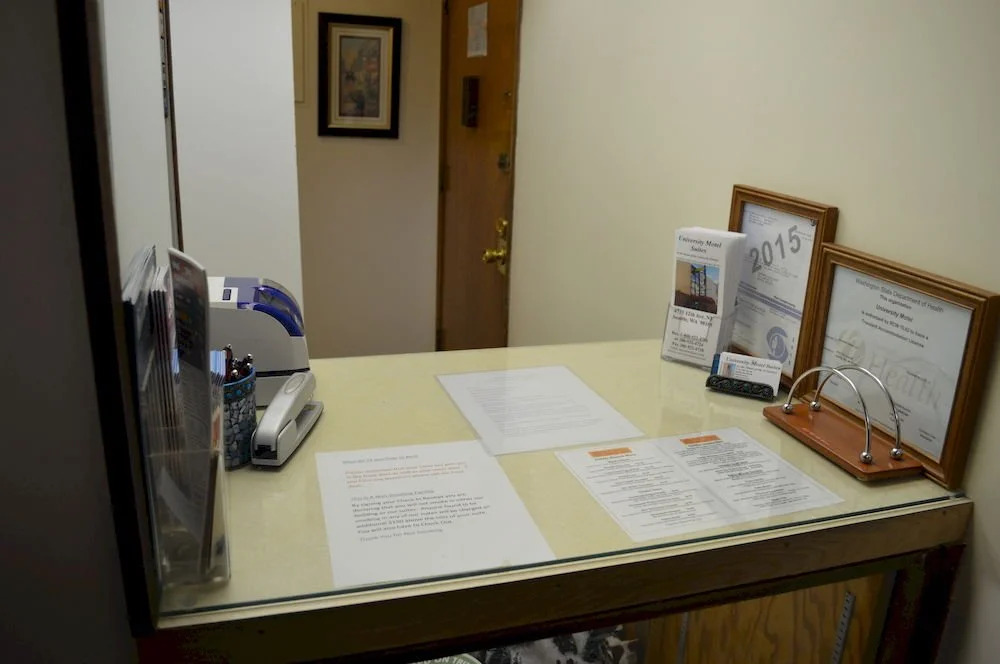 University Motel Suites