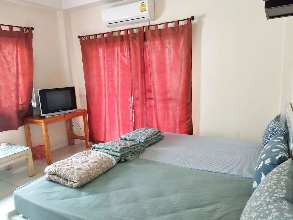 Penthai Hostel