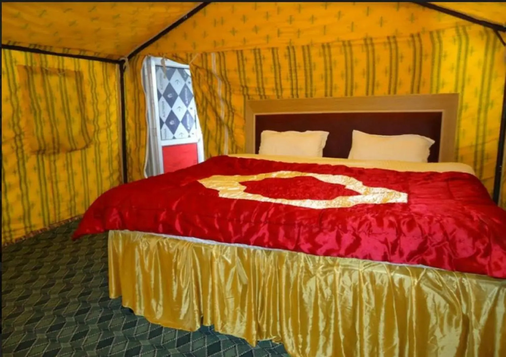 Royal Deluxe Camp