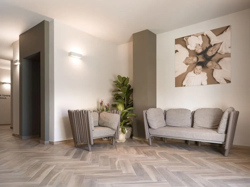 Bed & Breakfast LA HOME and Apartments