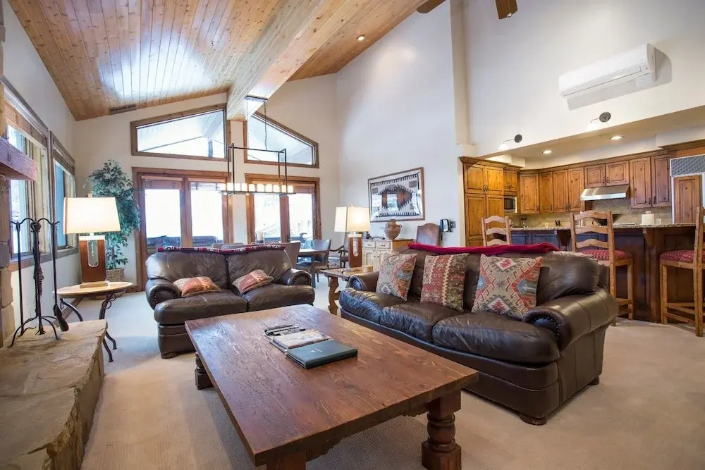 Trail's End Lodge at Deer Valley Resort - Three Bedroom Residence with Spa #301 3 Condo