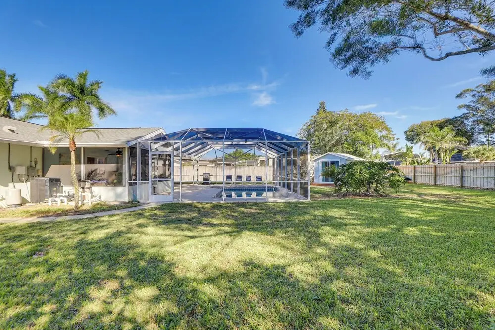 Pet-friendly Home w/ Heated Pool in Bradenton