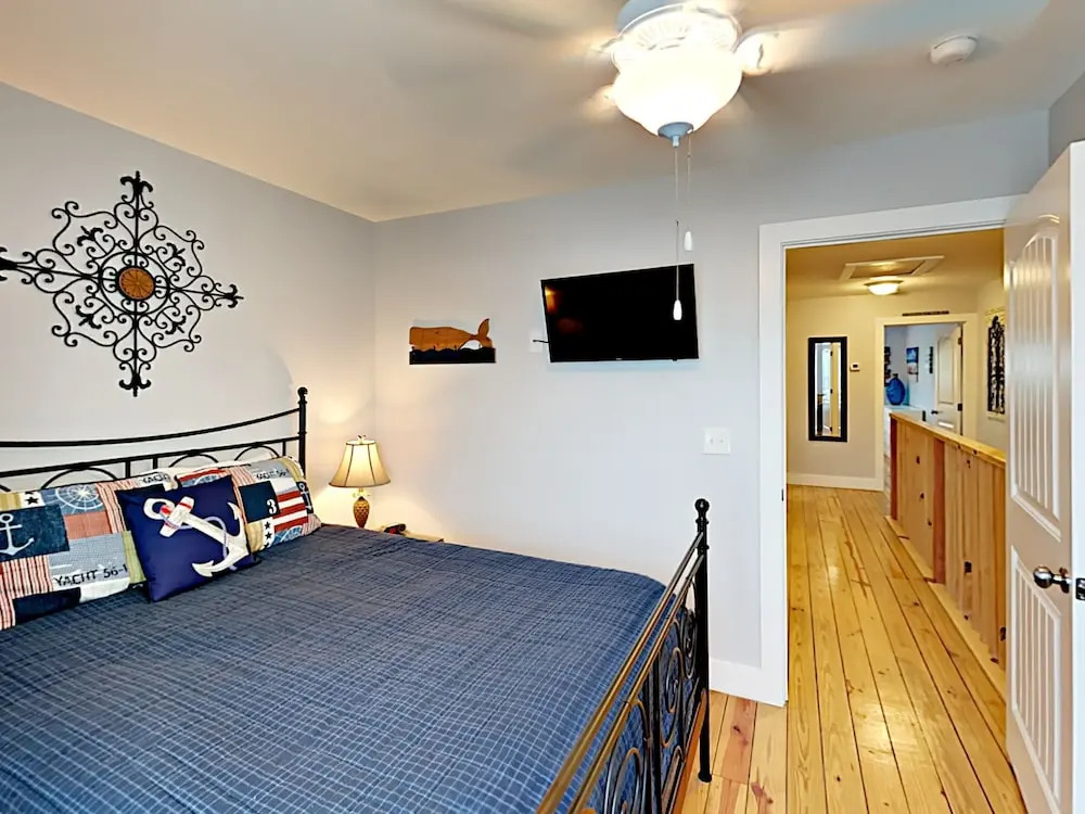 The Commons #704 - Three Bedroom Townhome