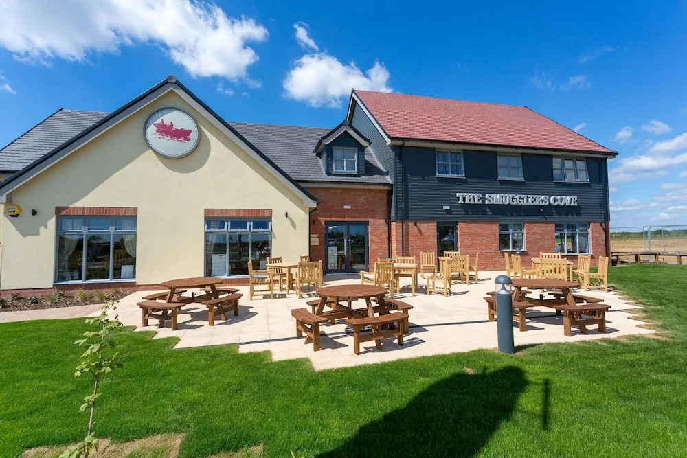 The Aviator, formerly Smugglers Cove, Clacton On Sea by Marstons Inns