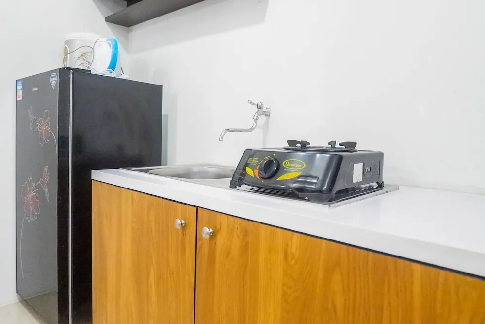 Modern 1BR Apartment at Menara Rungkut