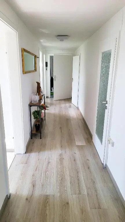 DG Links -Wunderschöne 40m² große City Wohnung nähe Salzburg