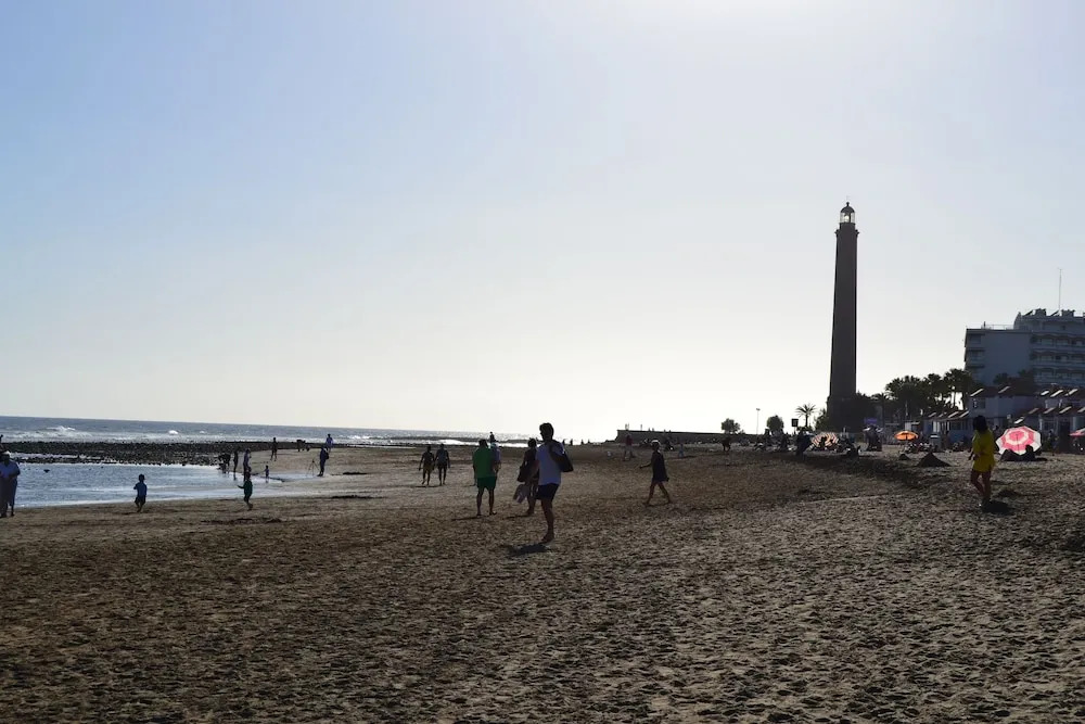 Vcv Apartamento Las Rocas Beach