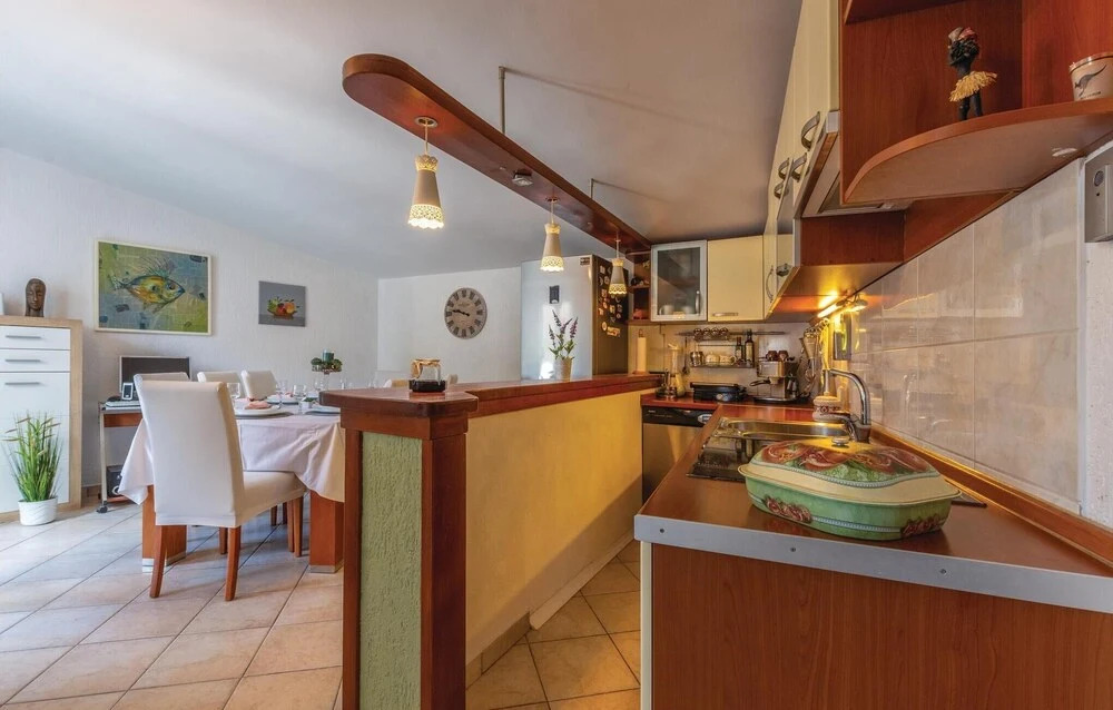 Awesome Home in Gata Zvecanje With Wifi, Outdoor Swimming Pool and 3 Bedrooms
