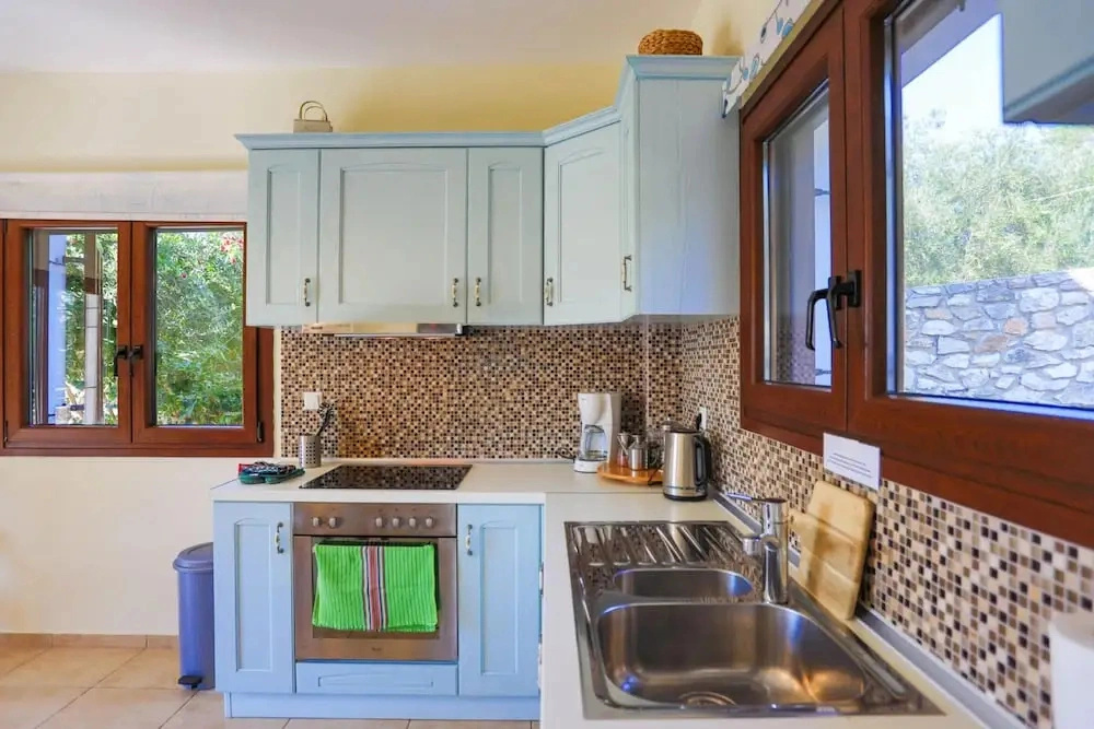 Villa Aloni in Paxi With 2 Bedrooms and 3 Bathrooms