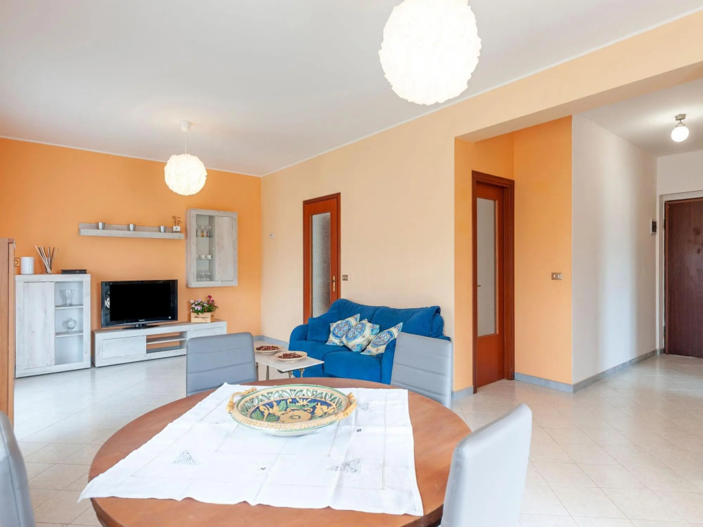 Sunny apartment in Giarre, close to sea with a splendid view