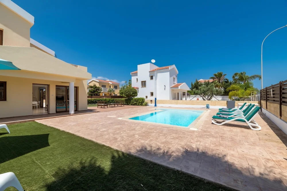 Villa Sarah