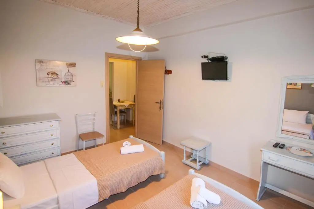 Studios Avra