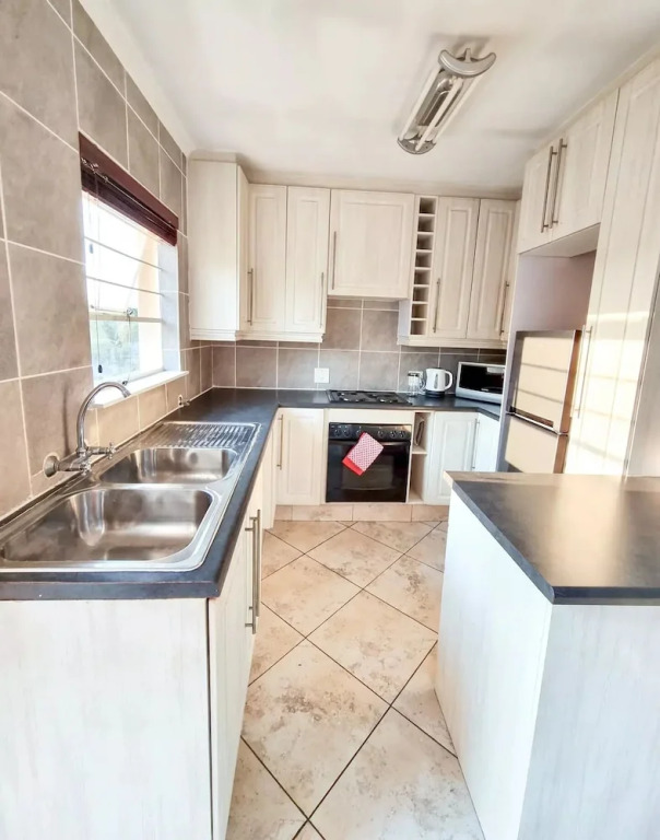 Stylish one bed Apartment in Strydom Park - 2168