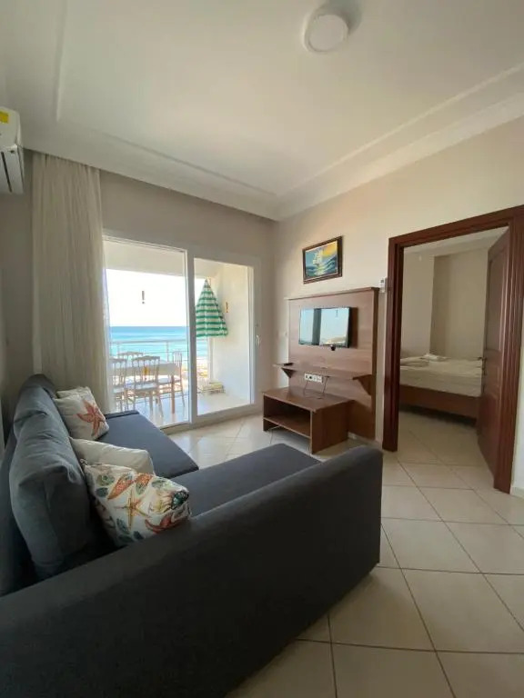 Seaside Apart Hotel