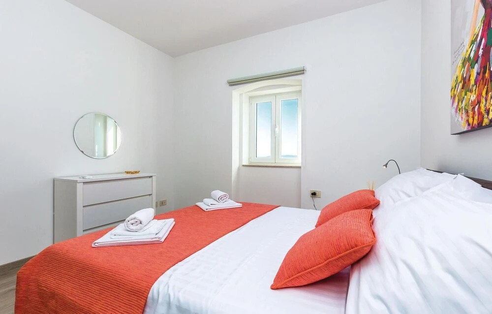 Amazing Home in Praputnjak With Wifi and 5 Bedrooms