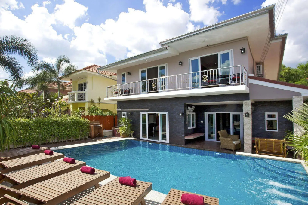 Baan Calypso